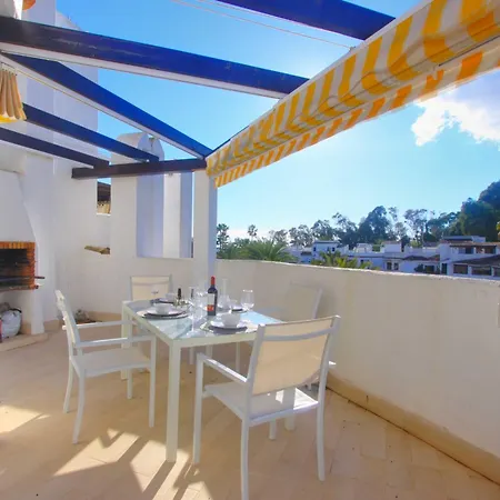 דירה 2036 Modern Golden Duplex Penthouse מארבלה