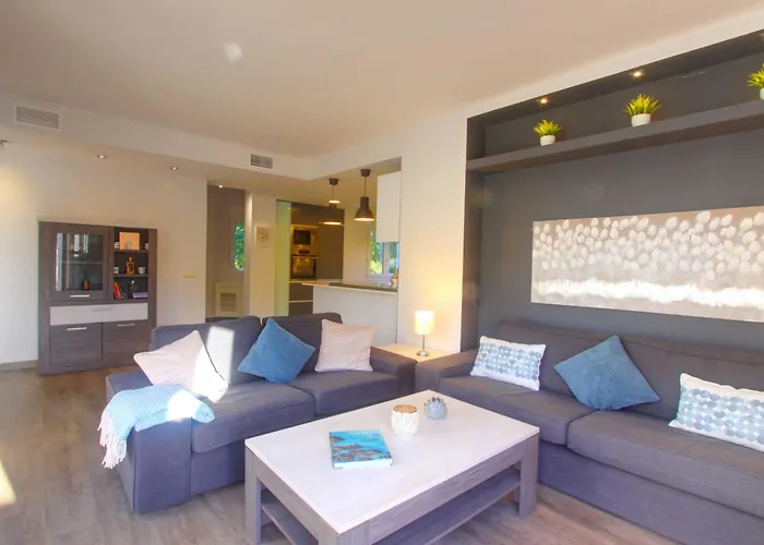Appartement 2036 Modern Golden Duplex Penthouse Marbellac
