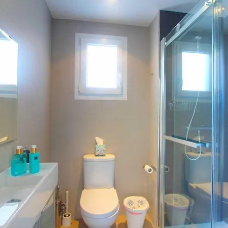 Apartment 2036 Modern Golden Duplex Penthouse *